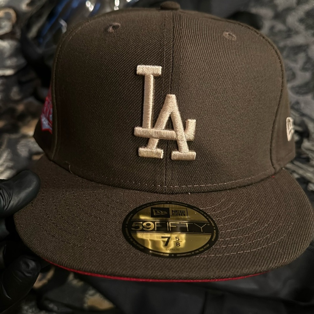 Dodgers brand new fitted hat 7 5/8 super clean color 🔥🔥